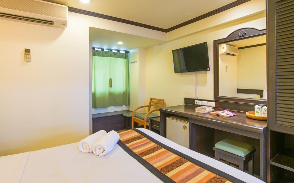 Krabi City Seaview Hotel Quarto foto